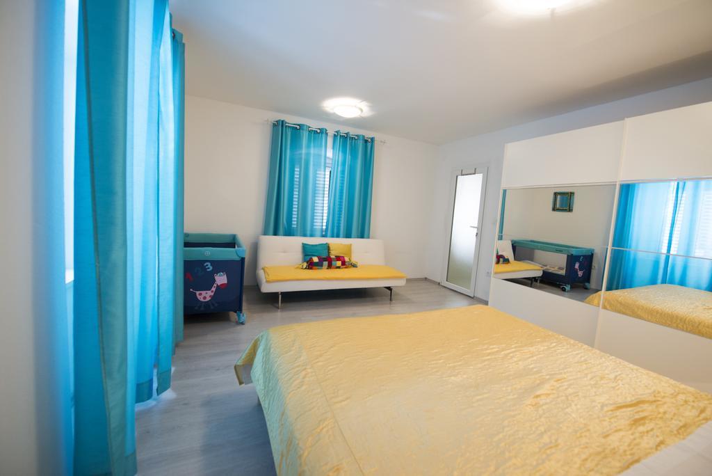 Apartment Dea Split Exterior foto