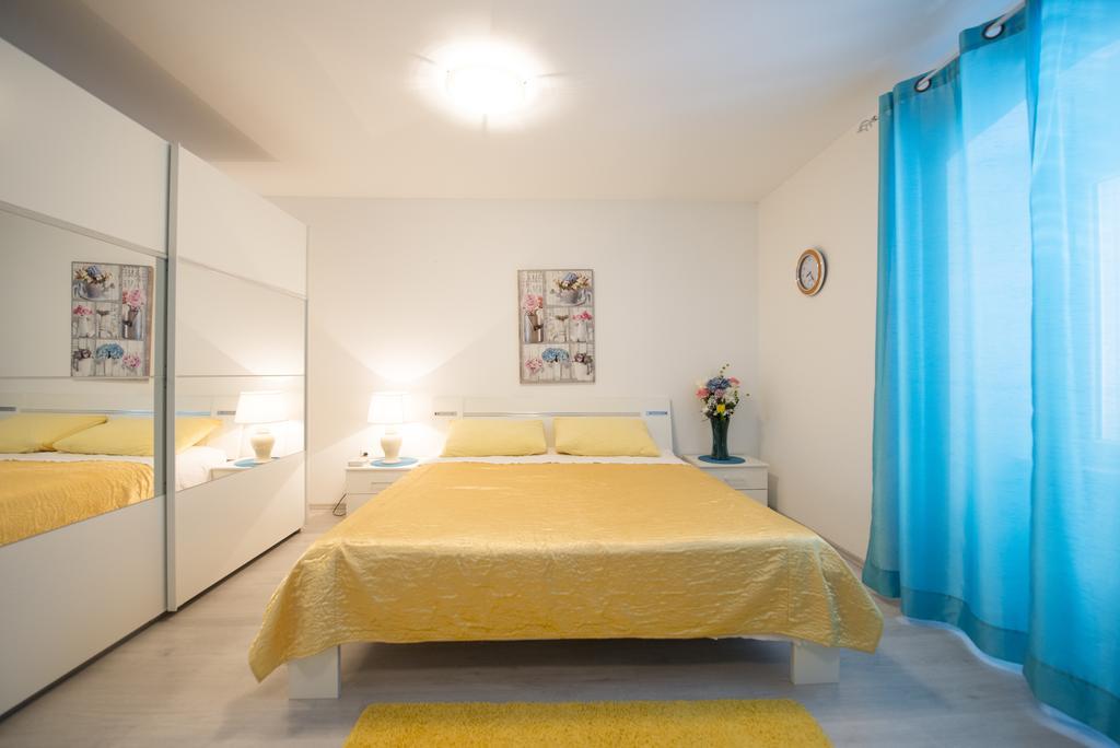 Apartment Dea Split Exterior foto